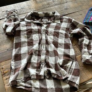 Flannel shirt. Only worn once!